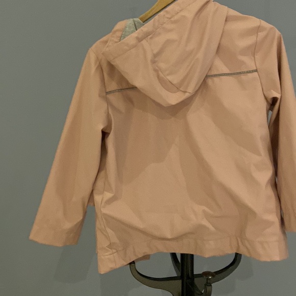 Gymboree girls rain coat. Size: L 10/12. Soft pink outside with grey lining. - Picture 5 of 10